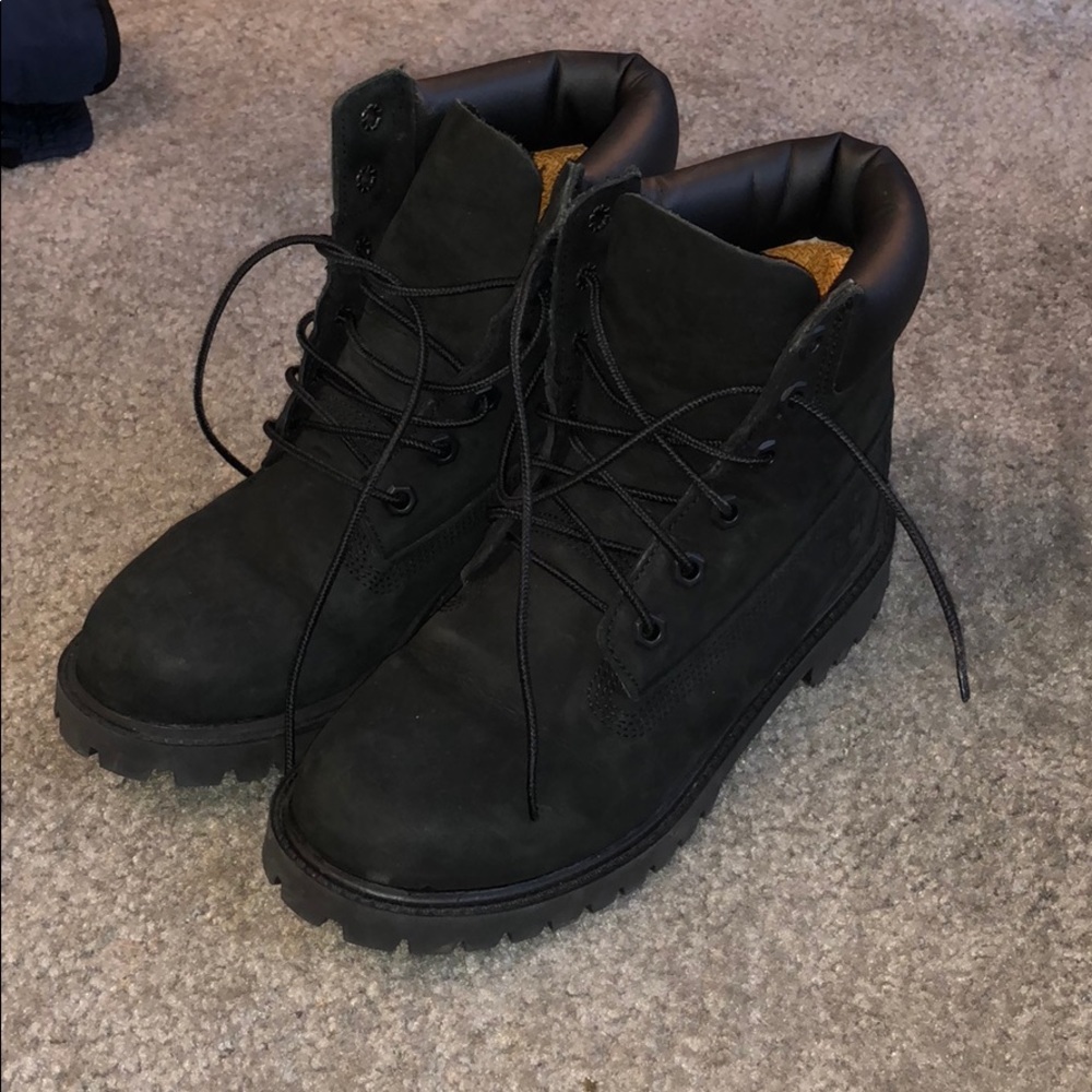 NEED GONE black timberlands